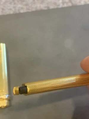 Bolígrafo vintage Cartier ovalado Trinity Vendome.  Muy buen estado; muy poco uso. Foto 1 de 4