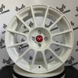 Cerchi in lega DEDICATI ABARTH 500 da 17" NUOVI ESSEESSE WHITE RED - Imagen 1 de 6