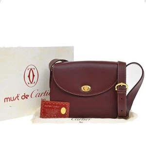 MUST DE CARTIER 2C Logo Shoulder Bag Leather Red GHW Italy 33EE831 - Imagen 1 de 15