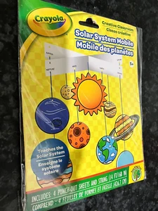 BNIB New Crayola Creative Classroom - Make Your Own Solar System Mobile - Picture 1 of 4