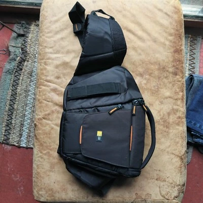 Case Logic Camera Case Shoulder 120.581 SLR Suspension System Padded Orange Inte - Image 1 of 4