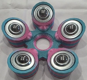 Taza giratoria de bolas de boliche - South Beach (verde azulado y magenta) - Imagen 1 de 4