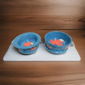 VTG SET/2 Cat Food & Water Bowls Russ Brite Blue Orange Fish Debby Carman Signed - Picture 1 of 10