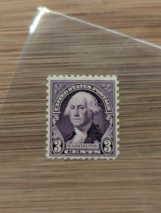 Rare George Washington Stamp 1932 US Postage 3 cent Purple/Violet - Picture 1 of 4