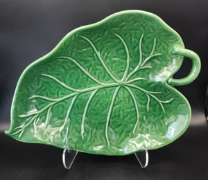 Noble Excellence Dark Green Decorative Leaf Shaped Plate/Platter 16" by 11" - Picture 1 of 13