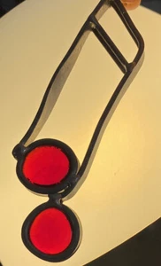 vintage handmade stained glass Red 16th music notes 4” X 1.5” - Picture 1 of 7