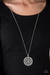 Collana Paparazzi - Tutto su di me - Dallione - Argento - Foto 1 di 7