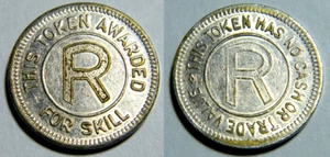 Desconocido, R for Habilidad Antigua Máquina Ranura Token (02331) Puntiple in R - Imagen 1 de 3