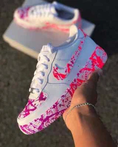 Air Force 1 Custom White Schuhe Neon Pink & Lila Street Art Vibrant Splatter - Bild 1 von 20