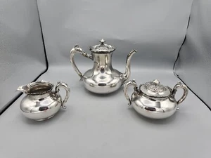 Vintage, Meriden B Company Silver Plate Tea / Coffee Set, Pitcher, Suger, Cream, - Picture 1 of 22