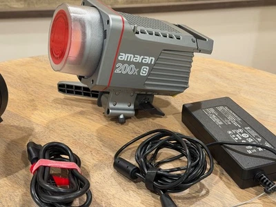 USADO Aputure Amaran 200 X S 200W Luz LED Bicolor Montaje Bowens 2700K-6500K Foto 1 de 4