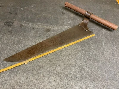 Vintage Hay Saw Fine Tooth 21-1/2” Hard To Find Style  - Image 1 of 4