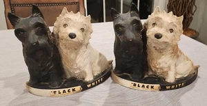2 NEGOZIO DI WHISKY SCOTCH VINTAGE BIANCO E NERO MOSTRA TERRIER ORIGINALI - Foto 1 di 19