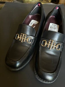 Tommy Hilfiger Hazen Slip On Loafers Chunky Heel Luxe Gold Logo Black WOMENS 8M - Picture 1 of 11