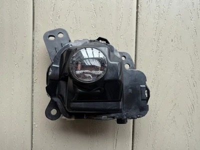 Luz antiniebla LED lado derecho derecho OEM para Mazda CX-5 2013-2016, 2016-2023 CX-9 Foto 1 de 4