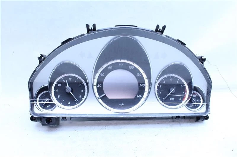 SPEEDOMETER CLUSTER 梅赛德斯-奔驰 E350 E550 E63 2011 11 2129001910 1104121 — 第 1/4 张图片