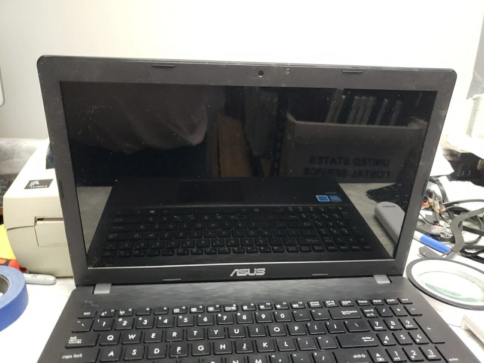 Asus X55C Intel 2 core 2.16GHz no power cord 4gb ram read ad free ship - Image 1 of 4