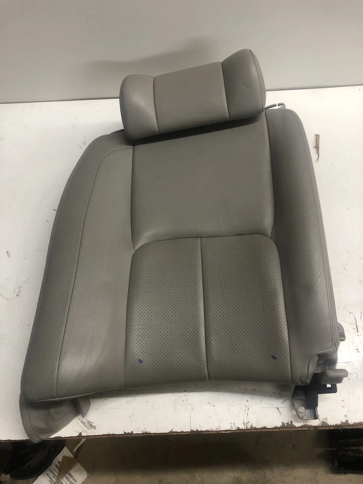 Infiniti G35 2005-2006 sedán lado del pasajero derecho asiento trasero reclinable piedra OEM Foto 1 de 4
