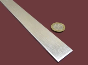 5052 Aluminum Bar, (1/4 Hard H32) 1/8" Thick x 1.00" Width x 24" Length - Picture 1 of 8
