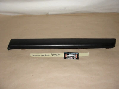 OEM 66 Cadillac Coupe Deville lado derecho del pasajero puerta delantera panel reposabrazos Foto 1 de 4