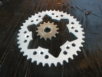 Honda CR 250 kit piñón trasero delantero y trasero 1984 .honda CRF 450 2002 2018 Foto 1 de 3