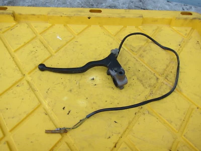 1985 Suzuki GS550EF OEM КРЕПЛЕНИЕ НАСЕЧКИ МУФТЫ С РЫЧАГОМ  - Изображение 1 из 4