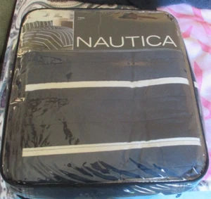 New Nautica Twin Size Navy Blue Quilt - Picture 1 of 4