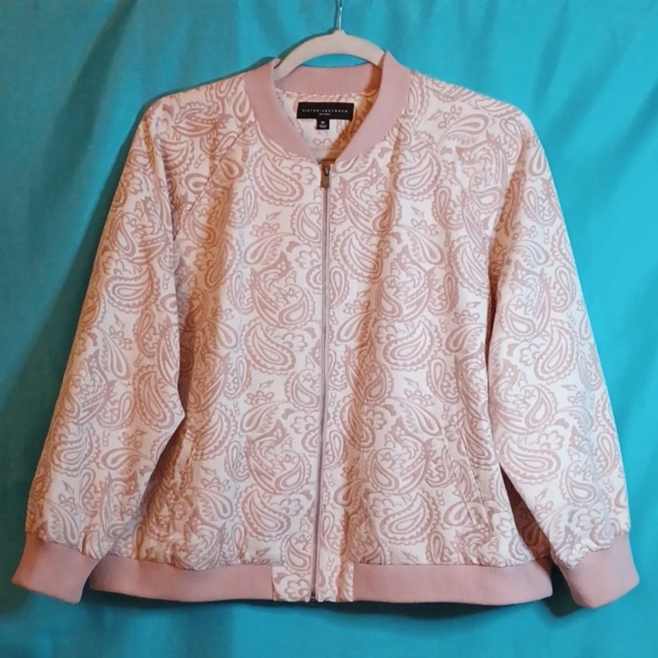 Chaqueta Bomber Victoria Beckham Rosa Rubor Paisley Cremallera. 3X Foto 1 de 4