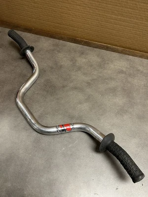 Powerlite BMX Powerbend Jr. Guidões de barras vintage com alças AME década de 1980 BOM - Imagem 1 de 4