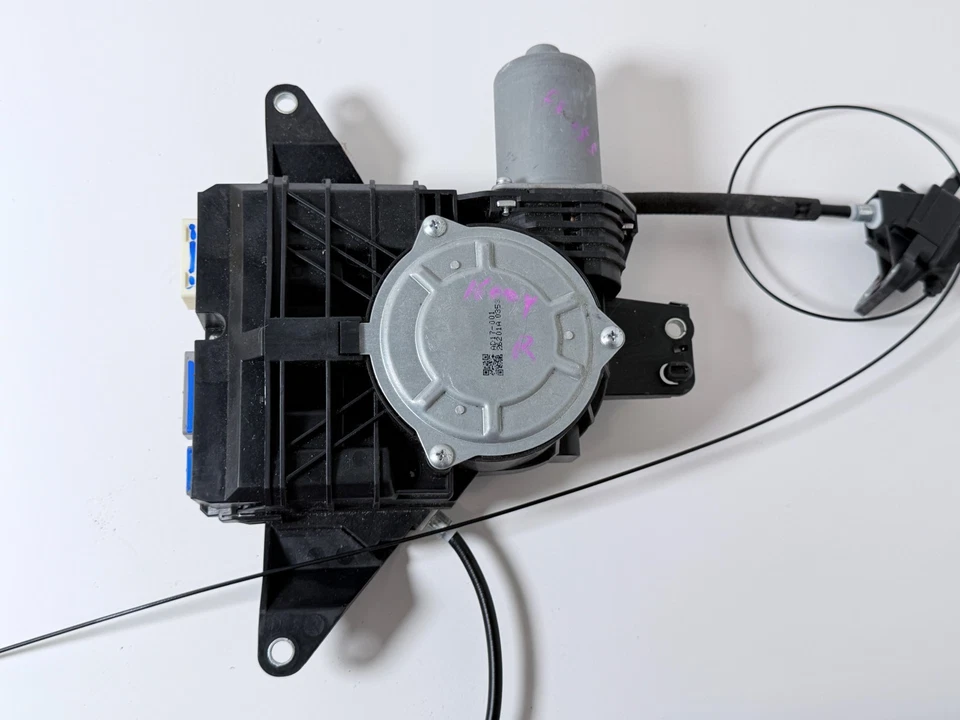 2016 HONDA ODYSSEY REAR RIGHT SLIDING DOOR MOTOR | OEM 26201A0353 - Image 1 of 4