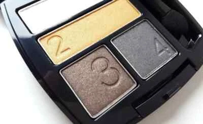 Avon True Color Eyeshadow Quad  METAL EYES ~ NIB ~ NEXT DAY SHIPPING ~ LOVELY - Image 1 of 4