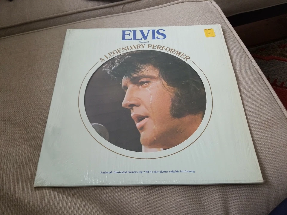 ELVIS A LEGENDARY PERFORMER VOL 2 LP CPL1-1349 Foto 1 de 4