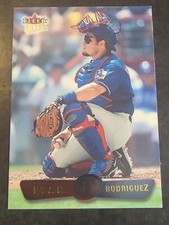 2002 Fleer Ultra Baseball #7 Ivan Rodriguez *BUY 2 GET 1 FREE*