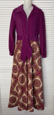 VTG 70s Evelyn Pearson Lounging Maxi Dress Quilted Fuchsia Velour L.Sleeve Sz 8 - Image 1 of 4