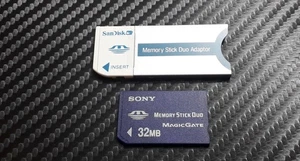 32MB Memory Stick Duo + Adapter For Sony CyberShot Digital Camera 32 MB - Picture 1 of 2