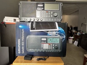 GRUNDIG Satellit 800 FM AIRcraft BAND/SW SHORTWAVE PORTABLE / BASE RECEIVER SSB - Zdjęcie 1 z 6
