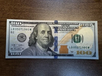 Birthday/Anniversary $100 Bill 05/07/1980 Near Mint Condition - Image 1 of 3