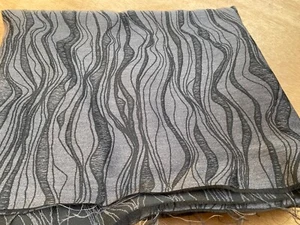 6.6m x 140cm Charcoal Black Swirl Pattern Wool/Silk woven fabric remnant/craft - Picture 1 of 6