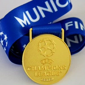Champions League Winners Medal 2011-2012 - Chelsea - Picture 1 of 2