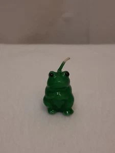 Vintage markenlos schwarzäugig neongrün Frosch Kerze skurril süß 1 Docht - Bild 1 von 8