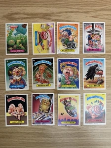 Pattumiera bambini anni 80 varie Lotto di 12 .. - Foto 1 di 1