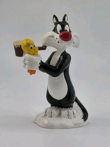 Department 56 Sylvester The Cat And Tweety Bird Looney Tunes Christmas 1999 - Picture 1 of 4