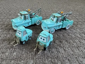 Disney Pixar Cars TOON - DR. MATER con maschera 1:55 pressofuso lotto pitties - Foto 1 di 6