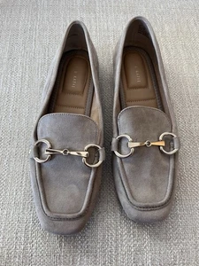 Mocasines para mujer Kelly And Katie estilo gamuza topo usados en excelente estado - talla 7,5 - Imagen 1 de 5