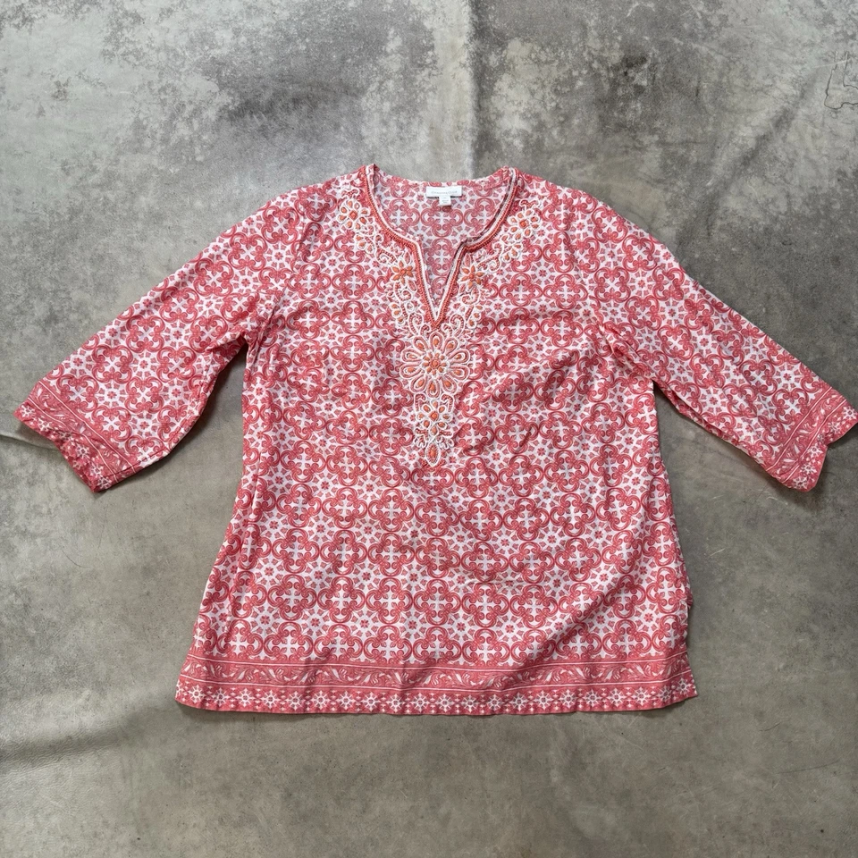 Camisa Charter Club para mujer talla 1X roja estampado cachemir bordada cuello en V dividido Foto 1 de 4