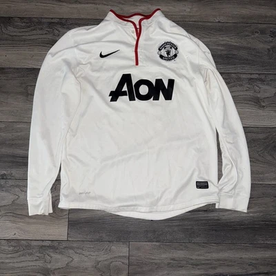 CAMISETA VISITANTE MANCHESTER UNITED 2012 - 2014 #14 CHICHARITO Foto 1 de 4
