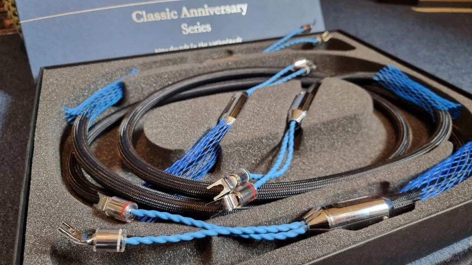 Siltech Classic Aniversary 330L 2m spades speaker cable pure silver gold G7 - Image 1 of 4