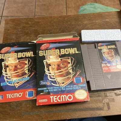 Tecmo Super Bowl Complete NES Nintendo - Image 1 of 4