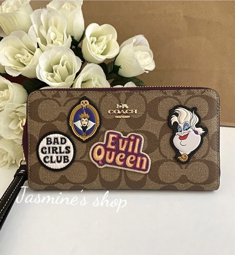 Portafoglio lungo con zip Disney X Coach CC336 nuovo con etichette in tela firmato con toppe