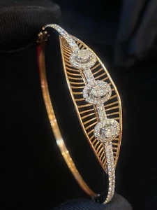 Pave 2.10 TCW Oval Round Brilliant Cut Diamonds Bangle Bracelet In 585 14K Gold - Picture 1 of 12
